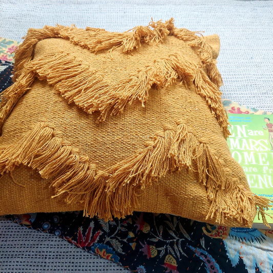 Mustard Yellow Zigzag Tufted Cushion Cover – Handwoven Boho Cotton with Tassels