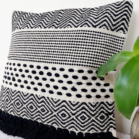 Rows and Dots Pattern Handwoven Black and White Tufted Boho Cushion Cover