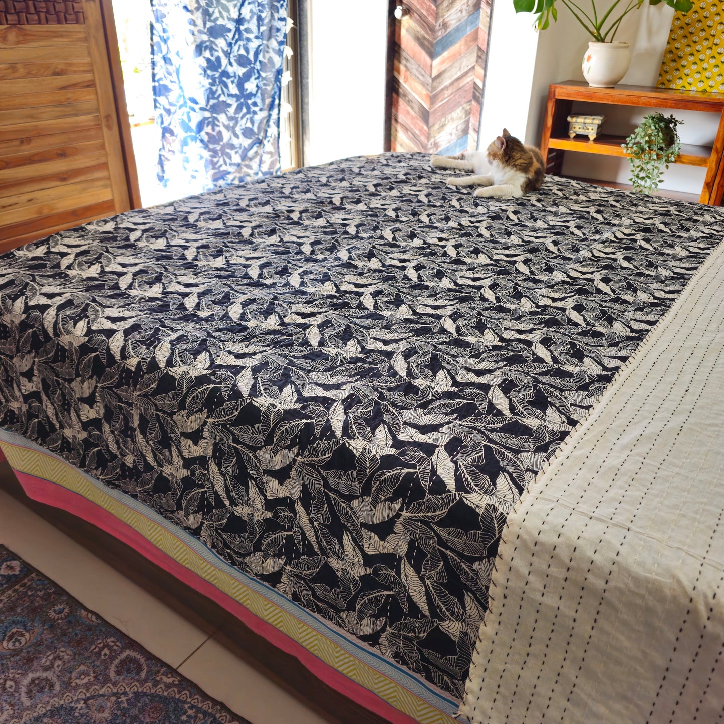 Black and White Leaf Print Reversible Kantha Cotton Bedcover – Handcrafted Elegance