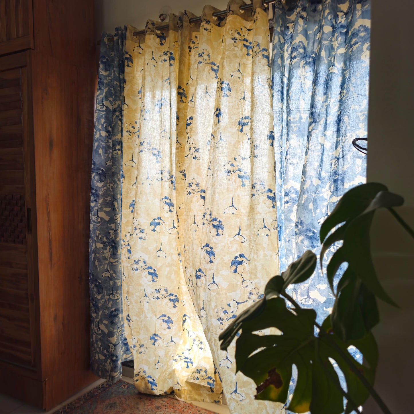 Indigo & White Abstract Cotton Curtain – Lightweight, Flowy & Elegant