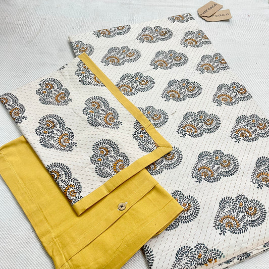 Yellow-White Geometric Print King Size Bedsheet With Yellow Color Border
