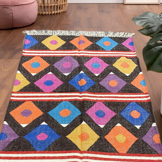 5.5x3 ft Colourful Multicolour Diamond Geometric Pattern Brown Woollen Rug with Tassels