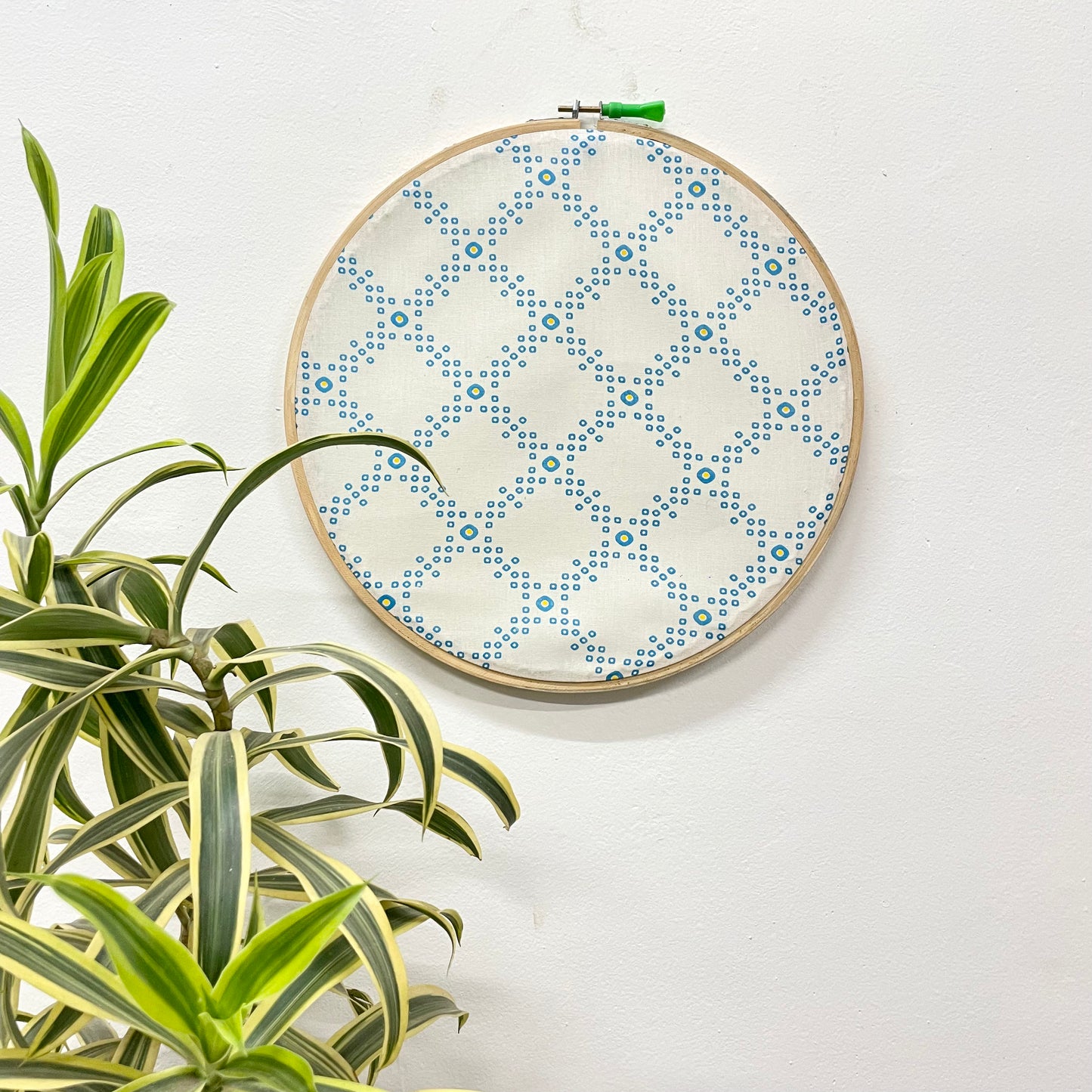 White & Teal Bandhani Embroidery Hoop – Upcycled Fabric with Wooden Ring | Multiple Sizes