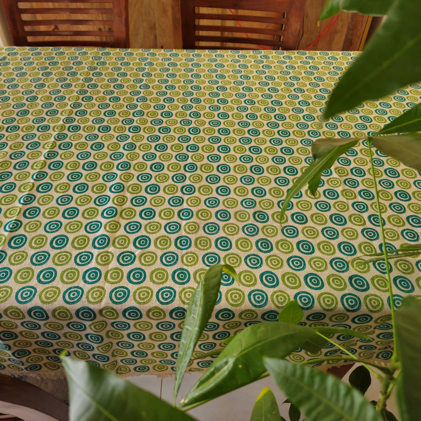 Green Linen Table Cover – Doodled Rings Print with Vintage Cotton Tasseled Lace