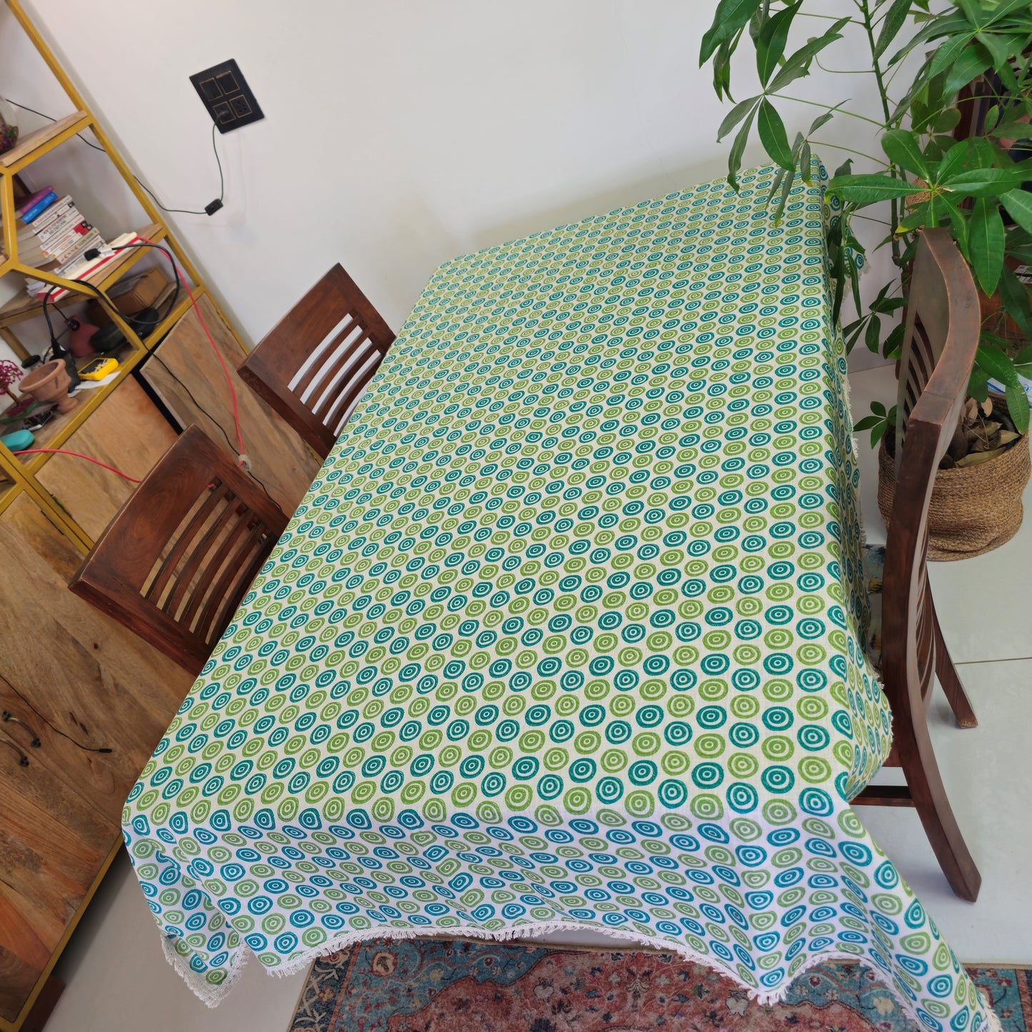 Green Linen Table Cover – Doodled Rings Print with Vintage Cotton Tasseled Lace
