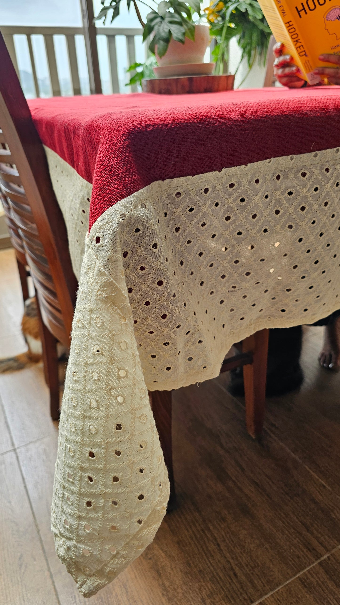 table cover with cream Schiffli border