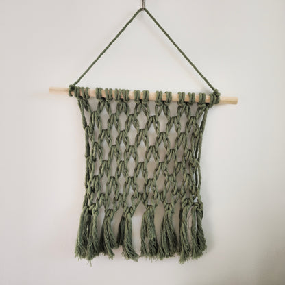 Green Macrame Wall Hanging – Handcrafted Boho-Chic Wall Decor