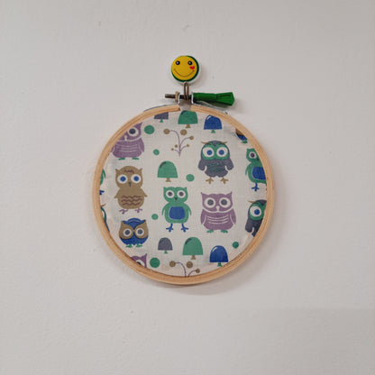 Owl Print in Pastel Shades on White Fabric – Block Printed Embroidery Hoop | Multiple Sizes