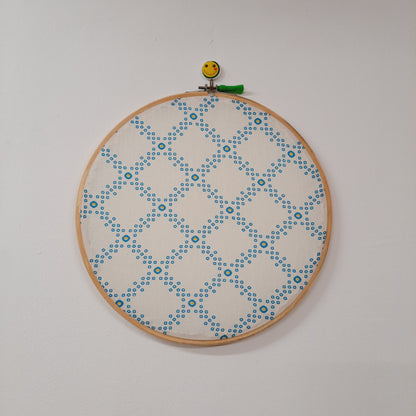 White & Teal Bandhani Embroidery Hoop – Upcycled Fabric with Wooden Ring | Multiple Sizes