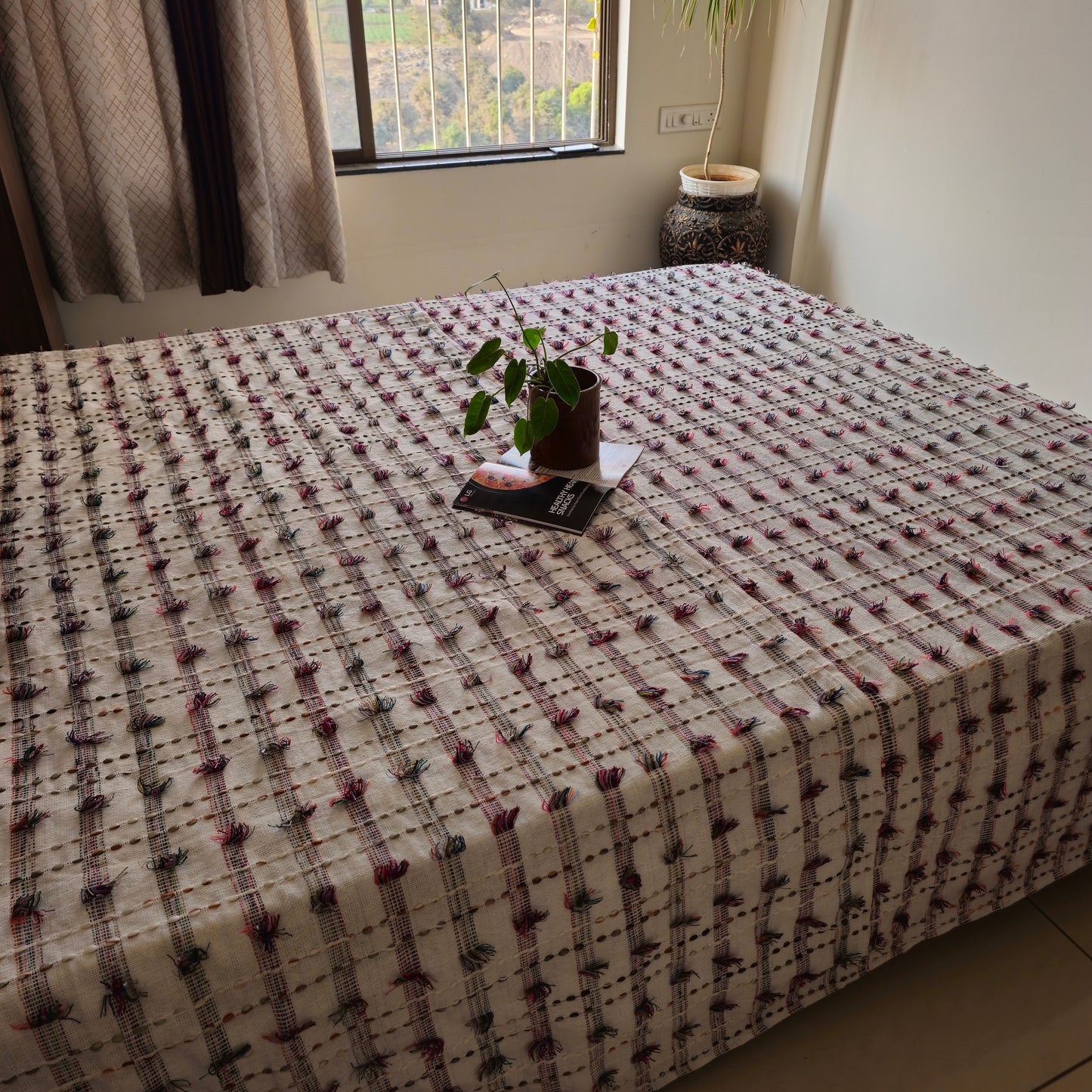 White Handloom Slub Cotton Bed Cover – Multicolour Thread Work Elegance