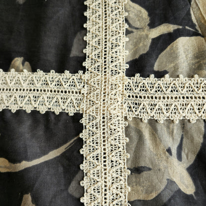 Brown & Beige Floral Cotton King Size Bedsheet – Vintage Lace Elegance