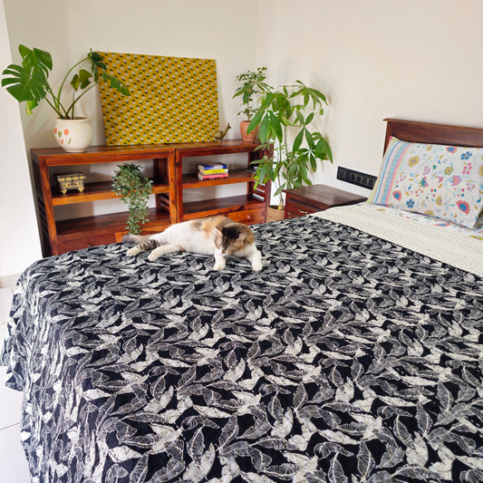 Black and White Leaf Print Reversible Kantha Cotton Bedcover – Handcrafted Elegance