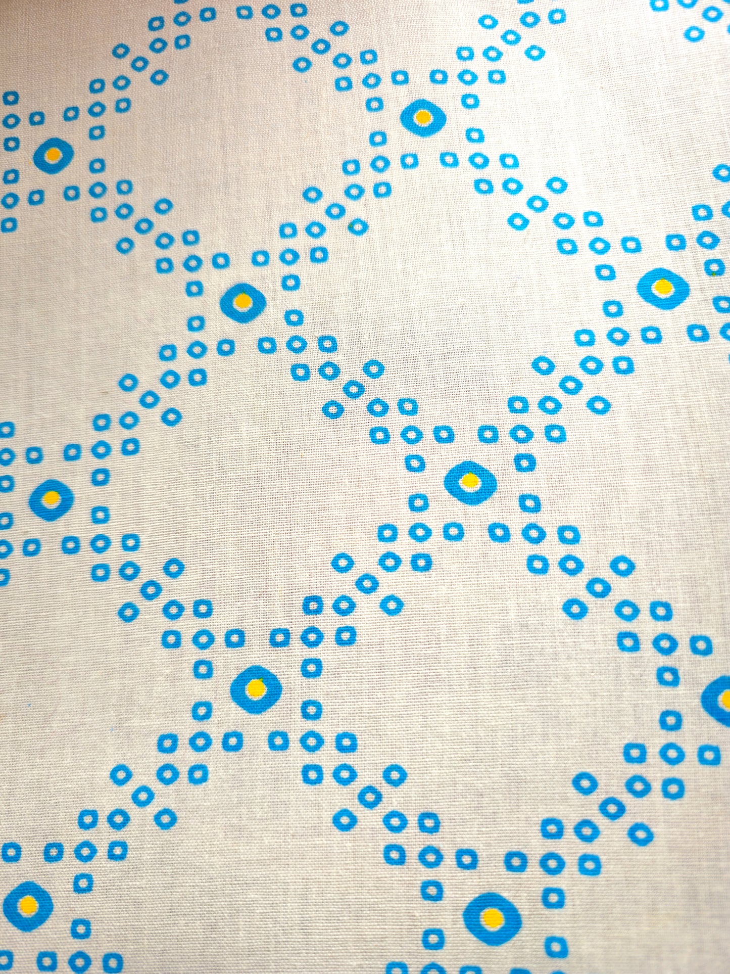 White & Teal Bandhani Embroidery Hoop – Upcycled Fabric with Wooden Ring | Multiple Sizes