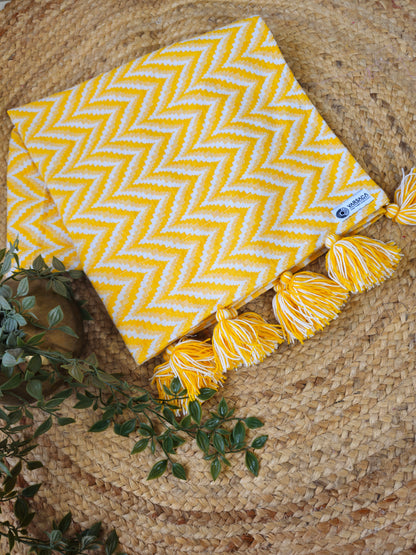 Thick Handloom Yellow and White Sofa Cover | Zig Zag Geometrical Pattern & Yellow and White Woollen Tassels