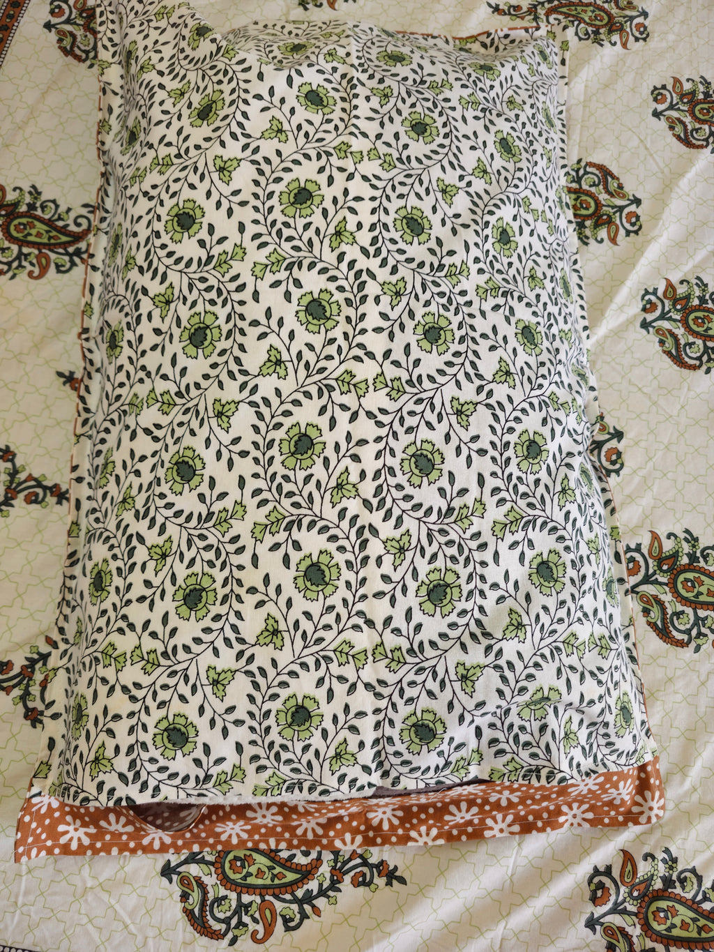 King Size Fitted Bedsheet | Pure Cotton | Brown & Green Paisley Print on White Base