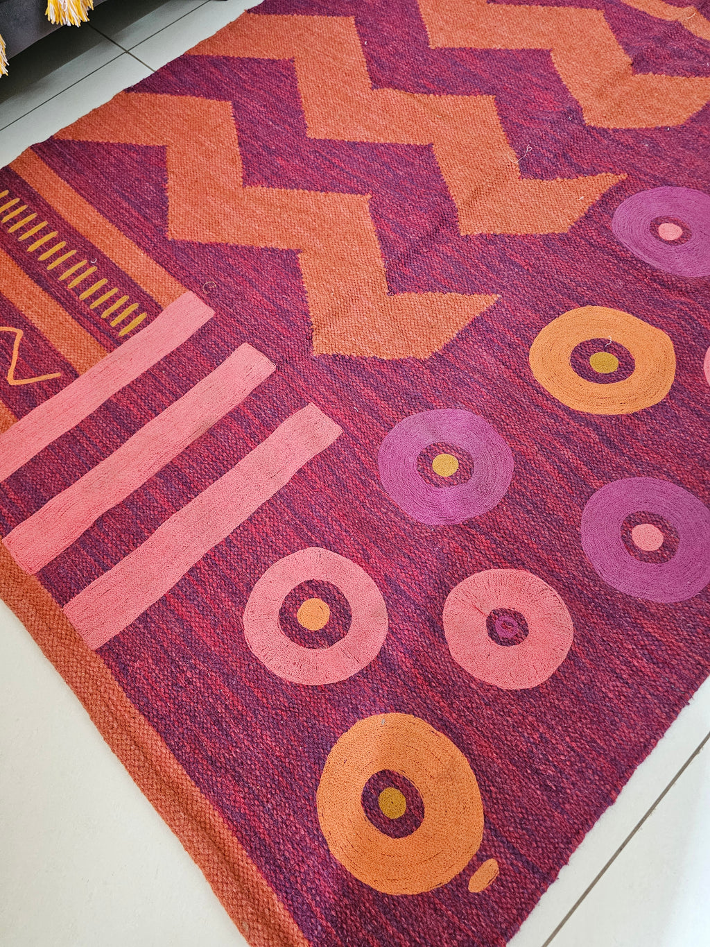 5x8  ft | Varsaca Sunburst Geometric Handwoven Wool Rug | Terracotta & Crimson Abstract