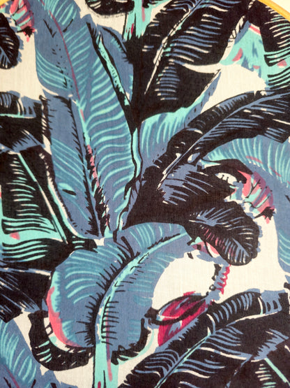 Black and Blue Banana Leaf Varsaca