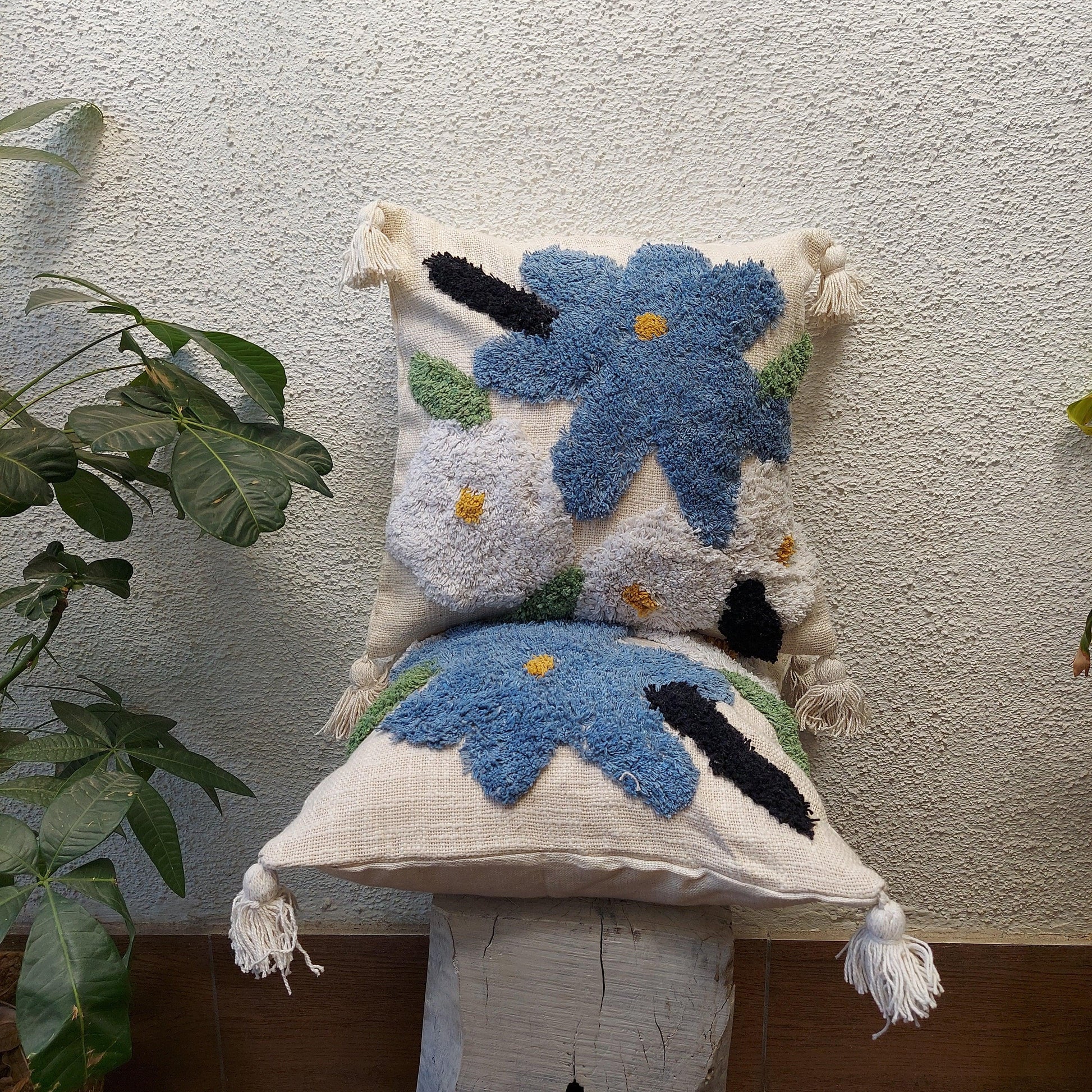 Boho Style White And Blue Flower Handcrafted Cushion Cover With Tassels