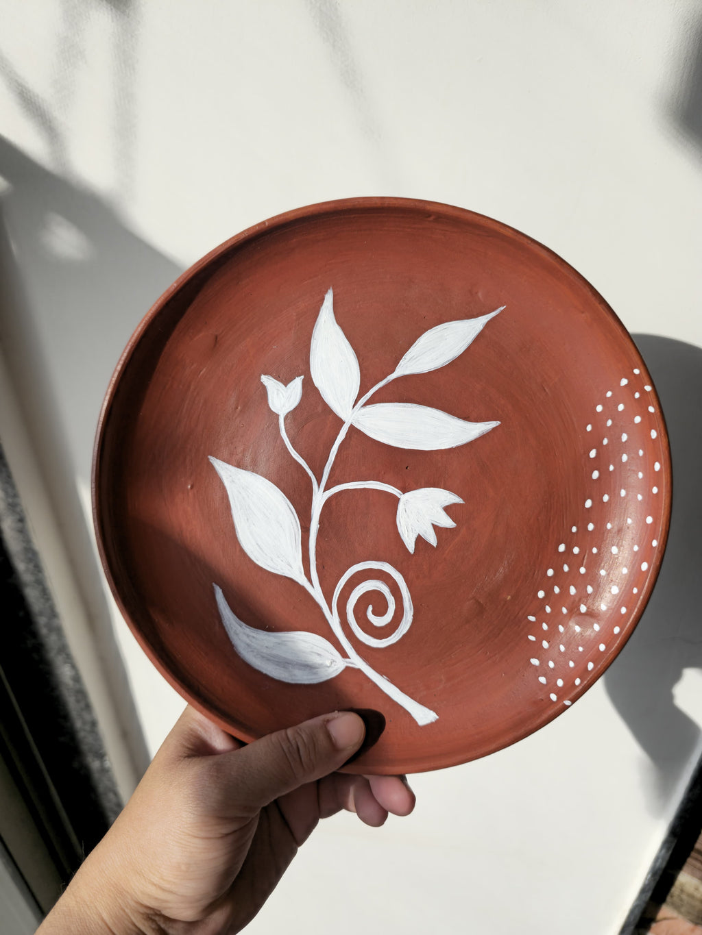 Handpainted Terracotta Wall Plate – Abstract Leaf and Floral Art | Hanging Decor