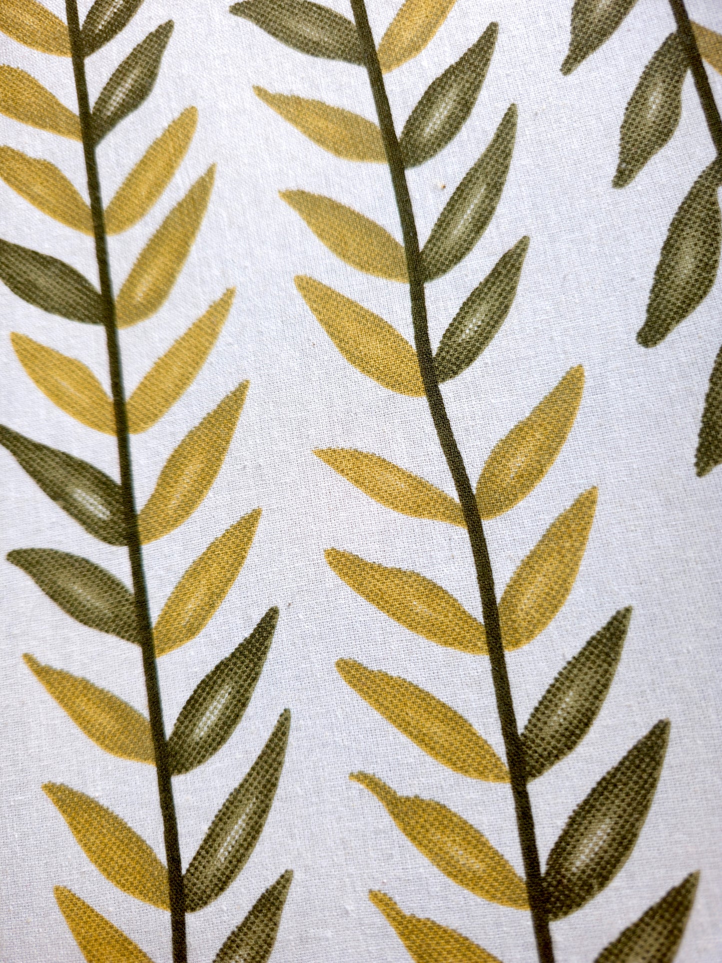 Leaf Vine Embroidery Hoop- Varsaca