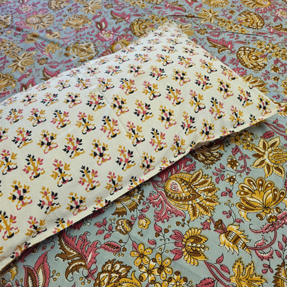 White Beige Floral King Size Bed Sheet with Pillow