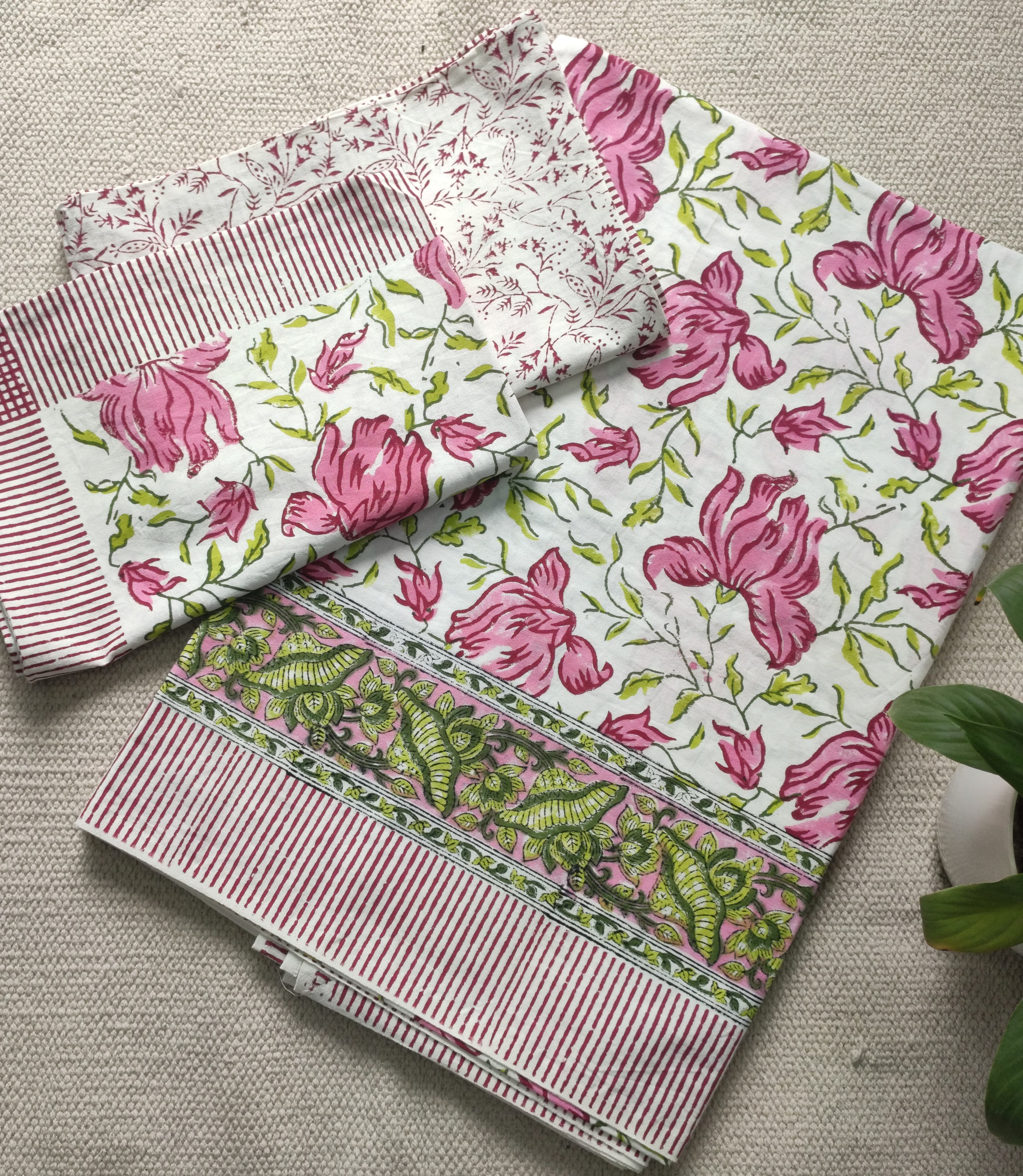 White Cotton Bedsheet – Large Pink & Green Floral Block Print with Border + Pillow Covers (100×108″)