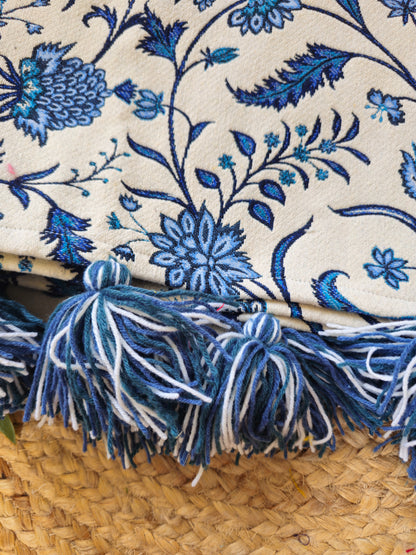 blue white handloom throw