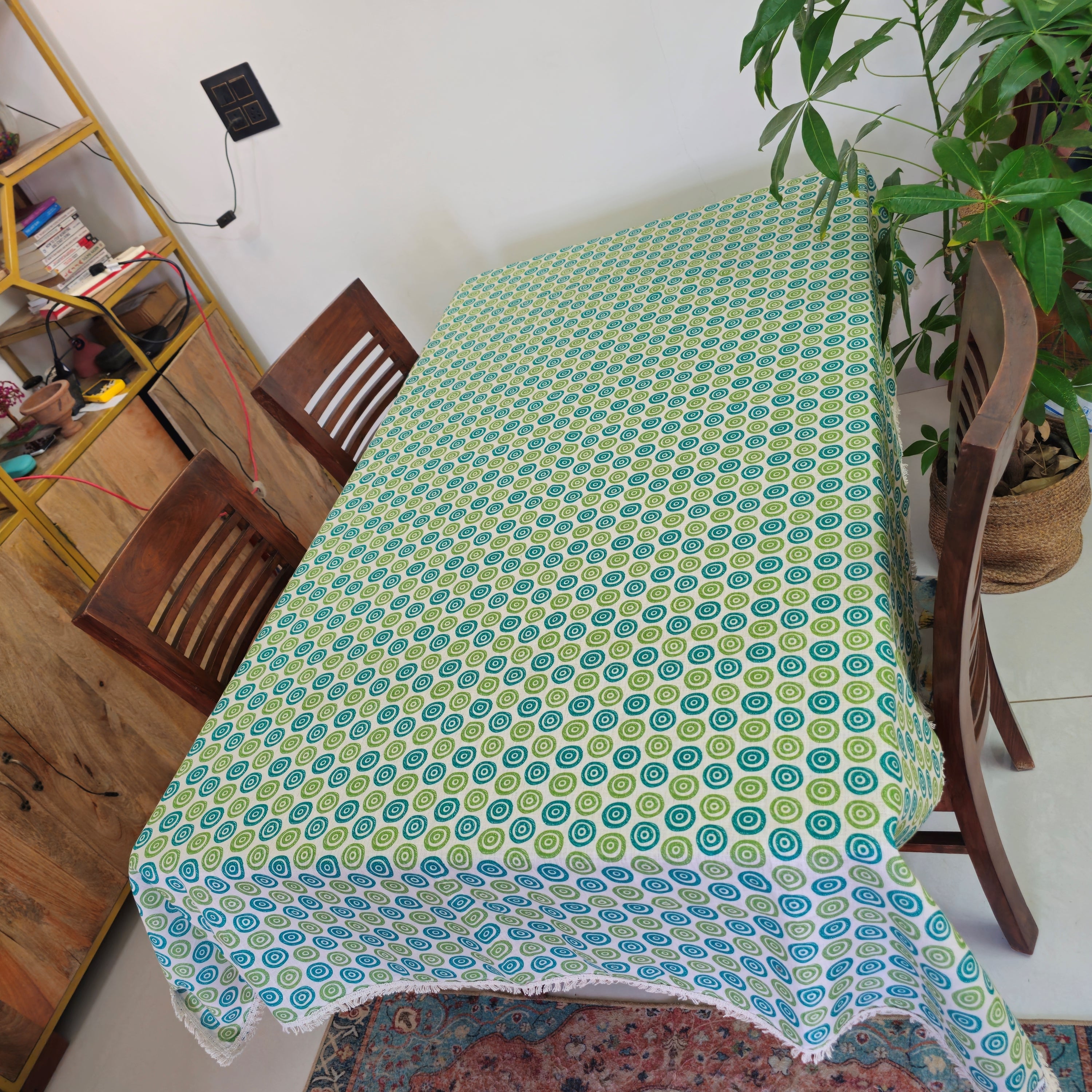 Green Linen Table Cover – Doodled Rings Print with Vintage Cotton Tasseled Lace