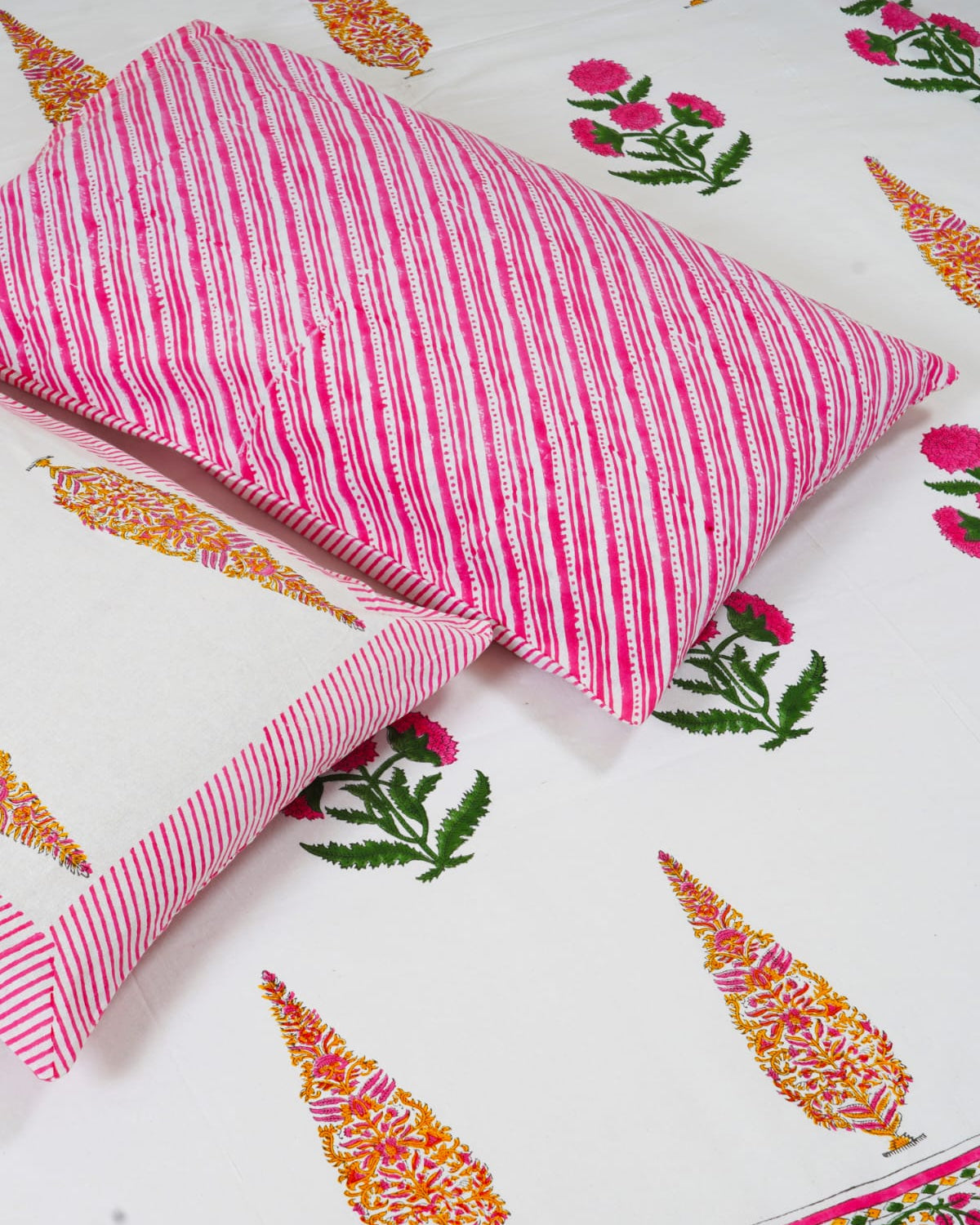 Handblock Printed 100% Cotton King Size Bedsheet | Pink Floral & Butta Print Set