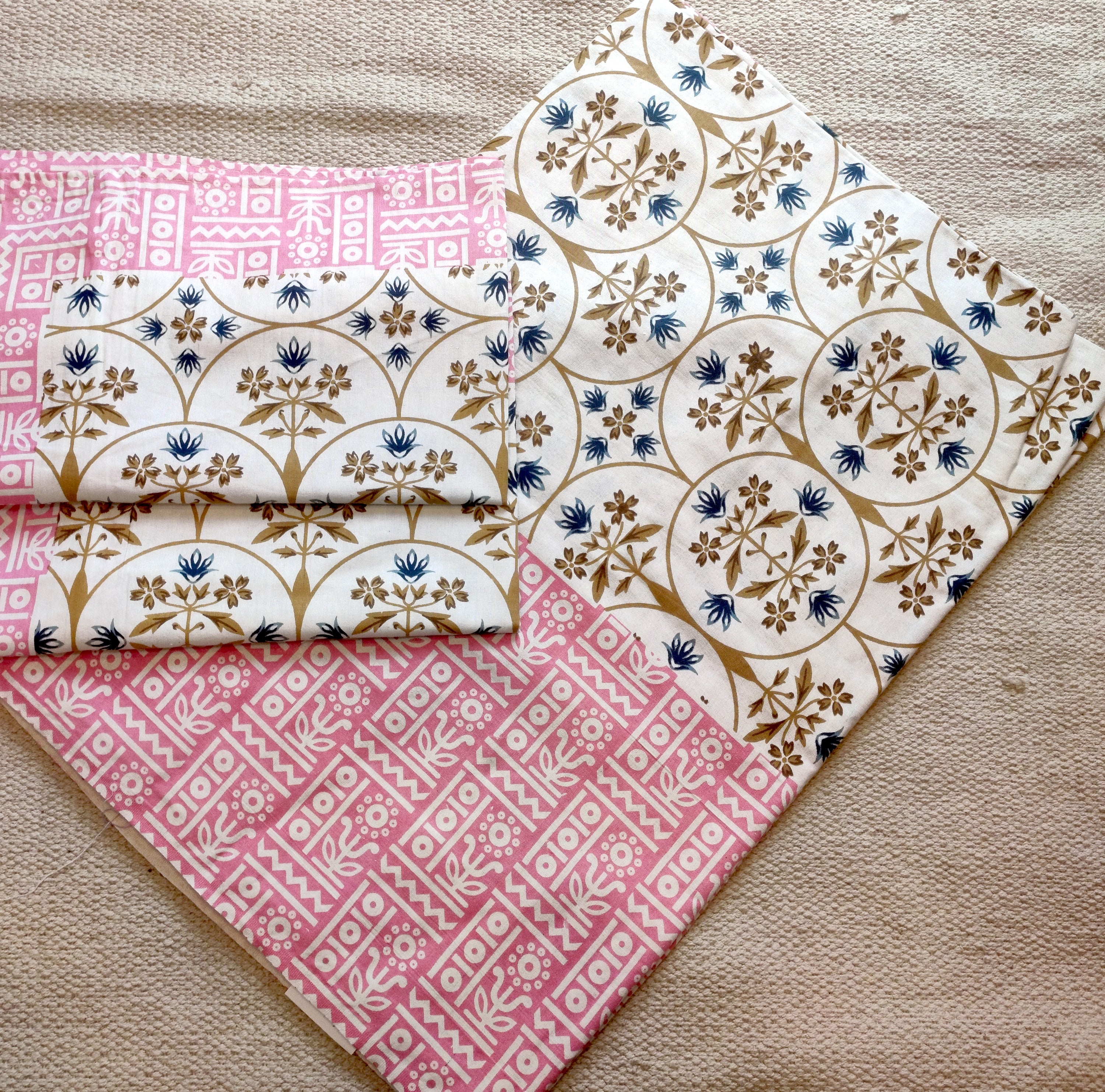 pink border cotton bedsheet with floral print