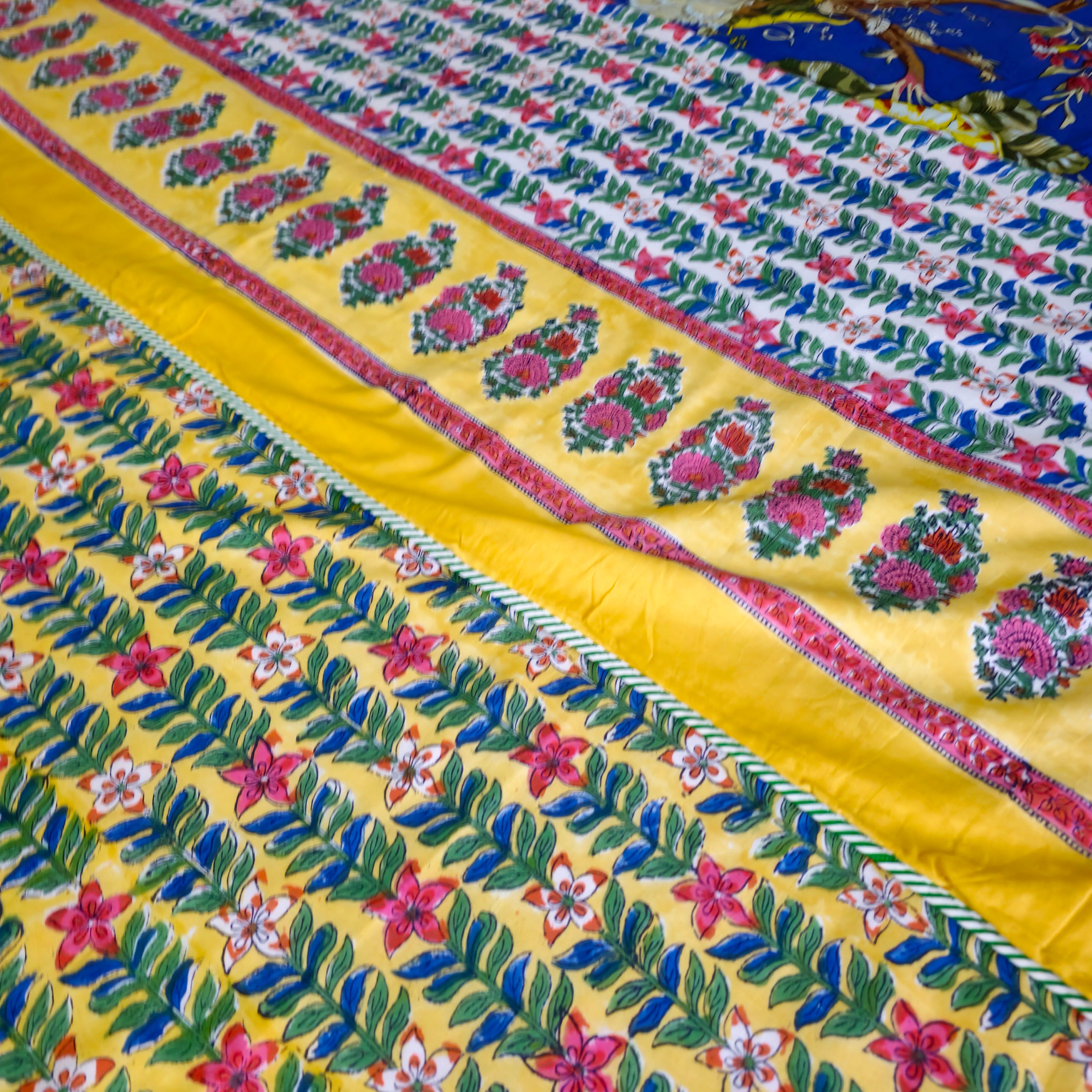 Yellow And Green Floral Print Pure Cotton Reversible Dohar King Size