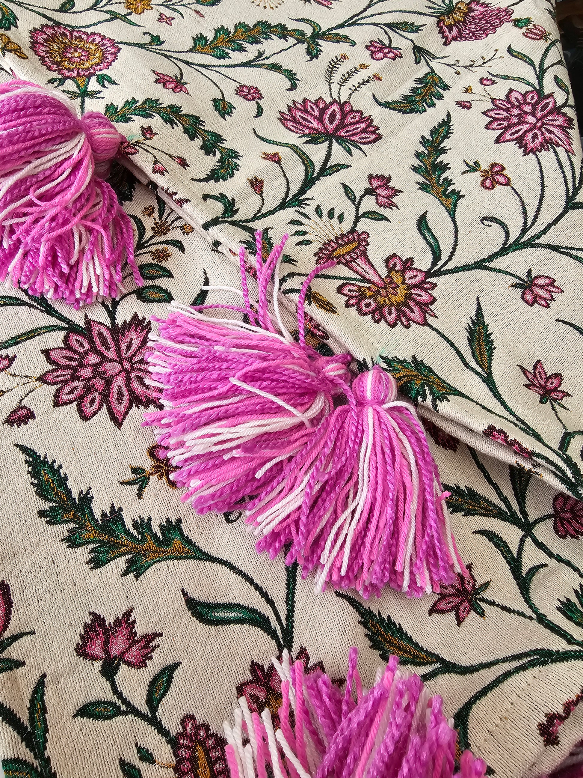 white floral handloom sofa cover