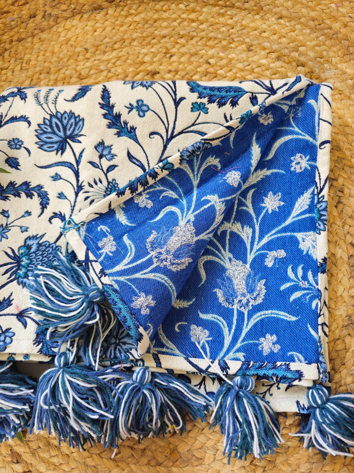 woolen tassel sofa cover